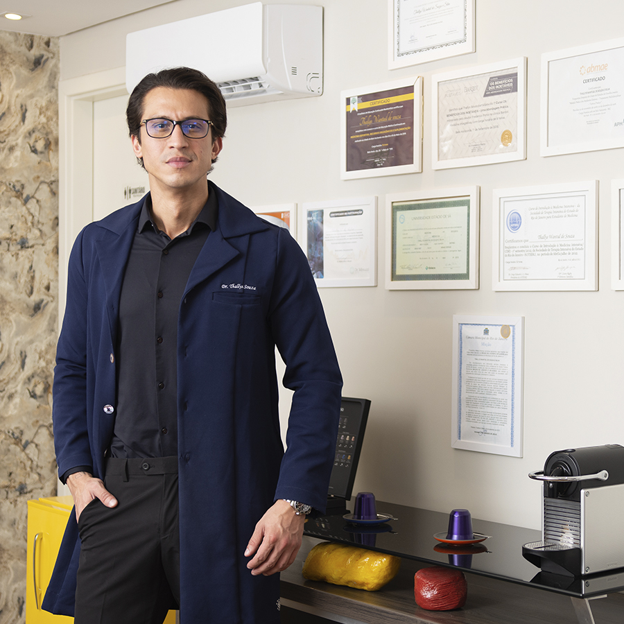 Dr. Thallys Souza